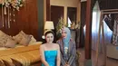 Hari bahagia Vicky Shu akhirnya tiba. Pernikahannya bersama Ade Imam yang dilangsungkan di Candi Borobudur, Jawa Tengah, Sabtu (23/9/2017). Serangkaian prosesi sakral pun digelar sebelum menikah. (doc. pribadi/Ade Andrini)