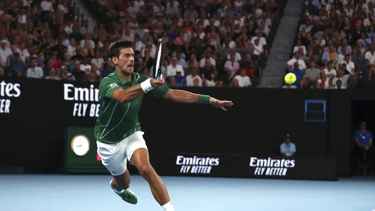 Novak Djokovic kembali melaju ke babak final Australian Open usai mengalahkan Roger Federer di semifinal yang berlangsung di Melbourne Park, Kamis (30/1/2020).