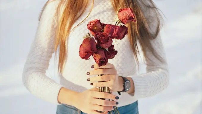 Kalau Begini Ceritanya, Harusnya Kamu Putusin Dia dari Dulu