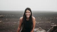 Tanpa perlu berkecil hari, ternyata single juga bisa membuatmu merasa lebih bahagia. (Foto: Unsplash/ @candice_picard)