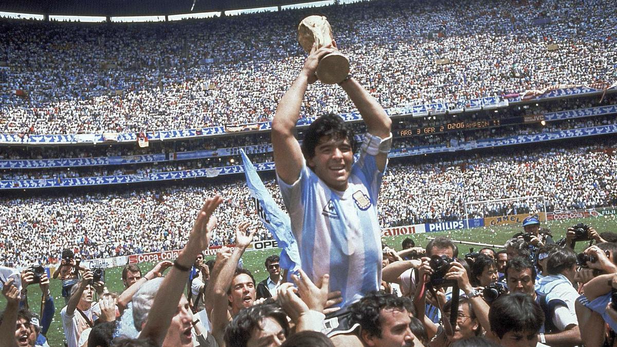 Diego Maradona Raksasa Mencakar Langit Argentina Jelang Piala Dunia 2022