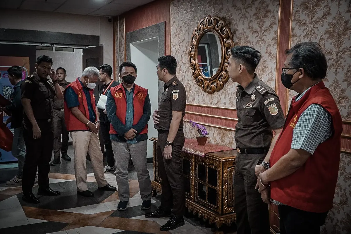 Kejati Sumsel resmi menetapkan tiga pejabat tinggi PT Waskita Karya sebagai tersangka kasus dugaan tindak pidana korupsi kegiatan/pekerjaan pembangunan prasarana LRT di Provinsi Sumatera Selatan (Istimewa)