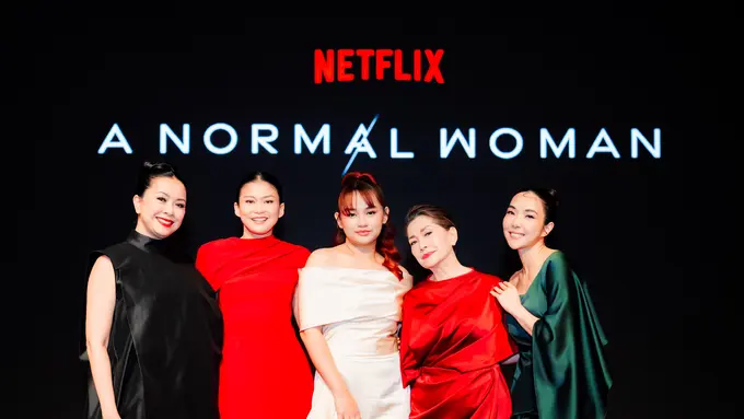 “A Normal Woman” Angkat Kisah Perempuan yang Kehilangan Otentisitas di Tengah Tekanan Sosial (photo by Netflix Indonesia)