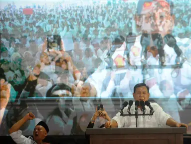 Calon bakal Presiden Prabowo Subianto berpidato saat Konsilidasi Kader Gerindra tingkat Koordinator RT dan RW se Kota Bogor, Jawa Barat, Minggu (25/6/2023). (merdeka.com/Arie Basuki)