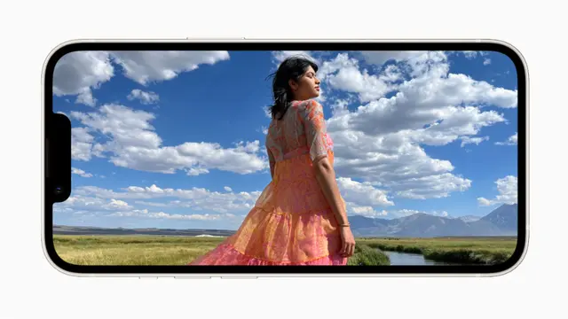iPhone 13