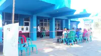 Suasana pemilu di TPS Rumah Sakit Jiwa, Kendari, Rabu (17/4/2019). (Liputan6.com/Ahmad Akbar Fua)