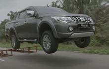 [Video] Ketangguhan All New Triton lewati rintangan, dramatis!