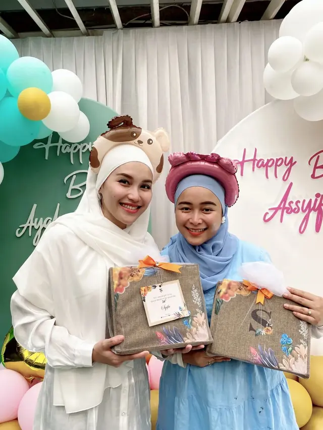 Hamil Anak Pertama, Ini 6 Momen Ulang Tahun Syifa Adik Ayu Ting Ting