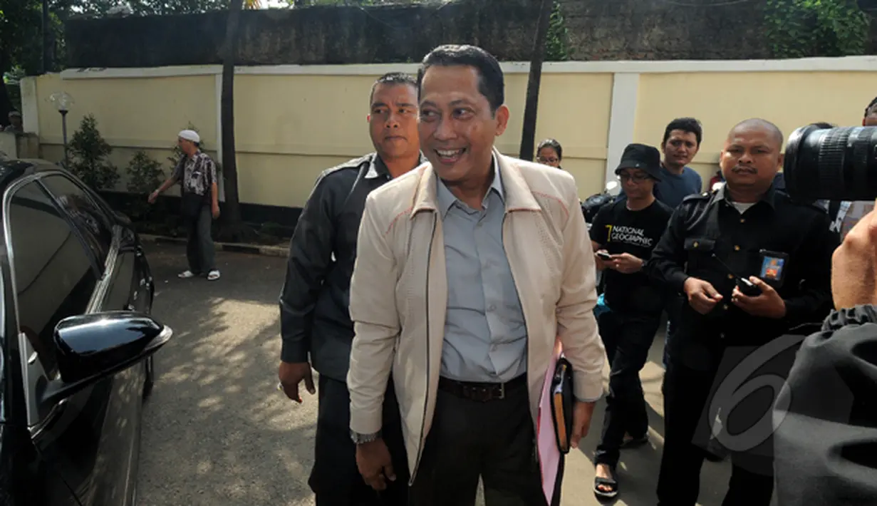 Budi Waseso datang ke Komnas HAM sekitar pukul 14.50 WIB. Ia menumpangi Toyota Camry berwarna hitam, Jakarta, Jumat (30/1/2015). (Liputan6.com/Herman Zakharia)