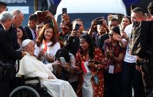 Kisah Jusuf Hamka Bertemu Paus Fransiskus, Kedua Tangannya Lembut sampai Pecinya Dipuji Sangat Indah