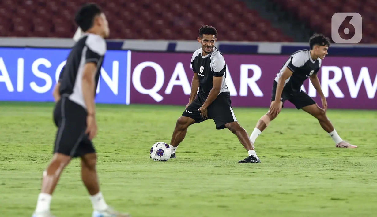 Saat ini, timnas Indonesia tengah berupaya membangun kebangkitan usai dikalahkan Australia dengan skor 0-4. (Liputan6.com/Angga Yuniar)