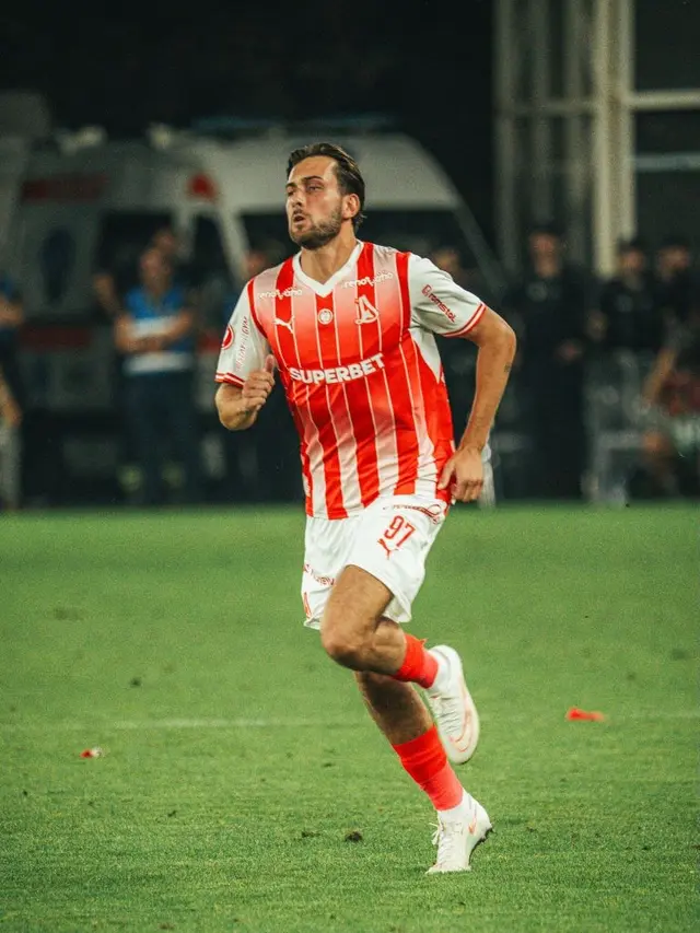 Striker Dinamo Bucaresti, Dean Zandbergen.