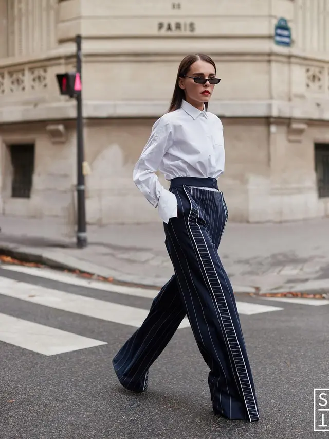 Outfit monokrom untuk ke kantor