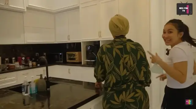 Potret Dapur Rumah Eko Patrio/Youtube/Qiss You TV
