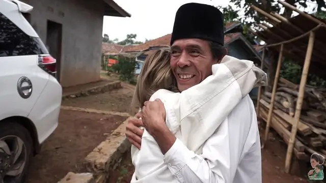 Meli Lida di Kampung Halaman