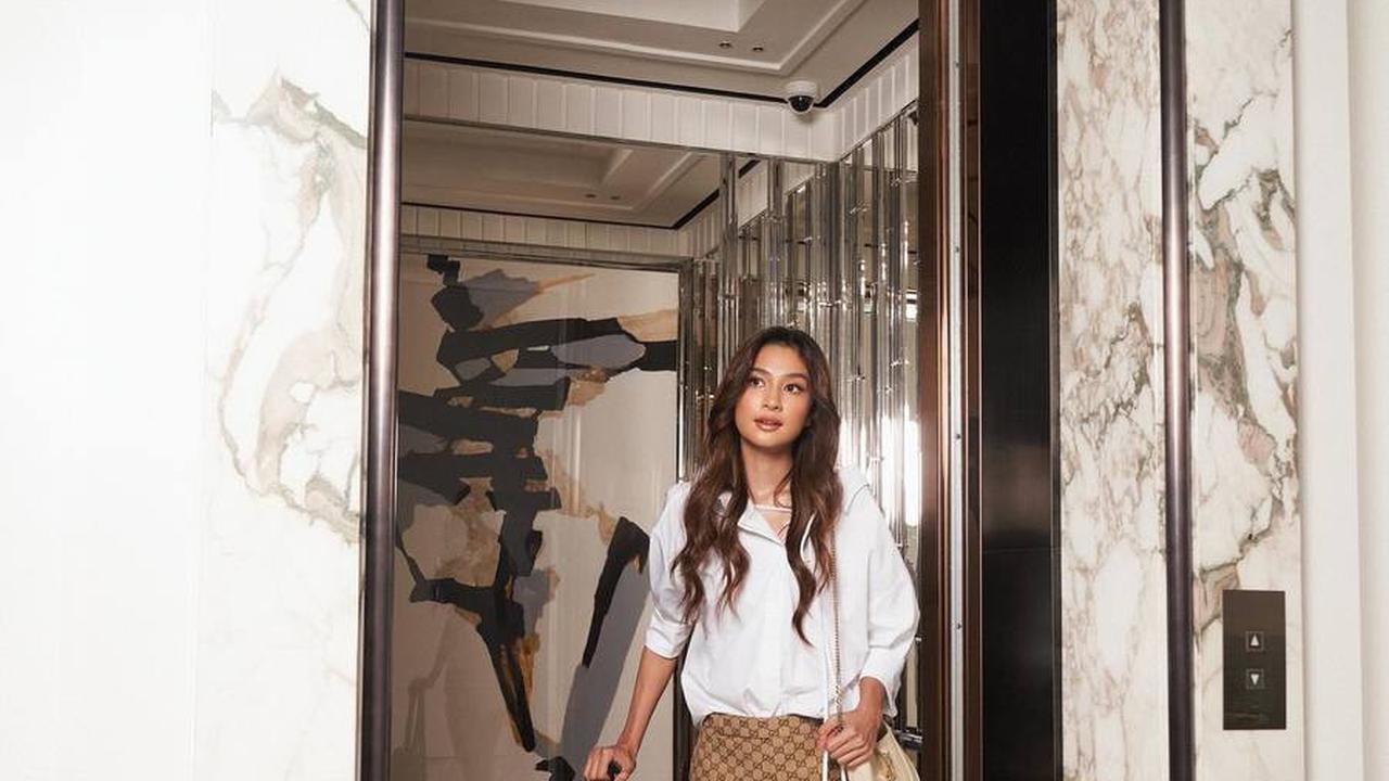Potret Mikha Tambayong yang Miliki Bodygoals dengan Kaki Jenjang, Pancarkan Aura Supermodel saat Pemotretan