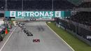 Sebastian Vettel mulai menunjukkan tajinya dengan memimpin perlombaan (Reuters / Olivia Harris)