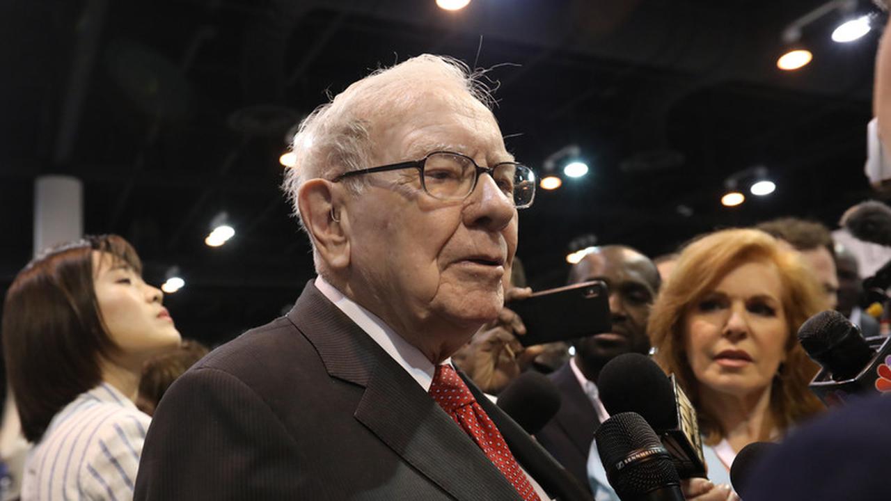 Ternyata Ini Alasan Warren Buffet Ogah Investasi Bitcoin