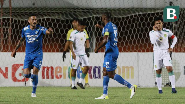 FOTO: Persib Bandung sementara Unggul Telak 3-0 atas Persebaya Surabaya di Babak Pertama - Wander Luiz