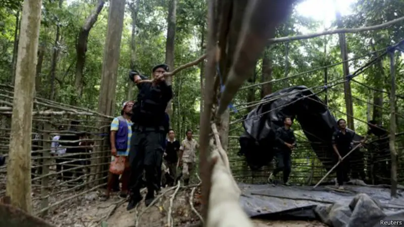 Kerangka Terikat di Pohon Ditemukan di Thailand