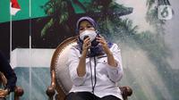 Juru Bicara Vaksinasi Covid-19 Kementerian Kesehatan Siti Nadia Tarmizi saat menjadi pembicara dalam Diskusi Dialektika Demokrasi di Media Center, Gedung Nusantara III, Jakarta, Kamis (7/4/2022). Diskusi bertema Balada Booster dan Mudik Lebaran. (Liputan6.com/Angga Yuniar)