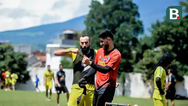 Sergio Silva dan Adilson Maringa