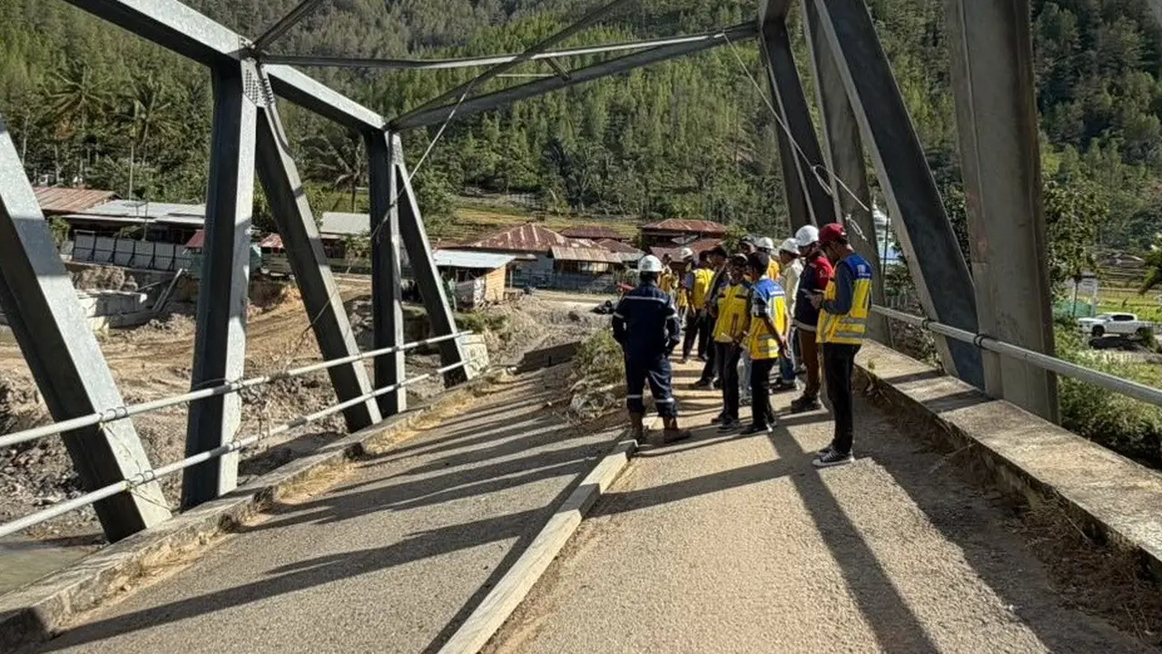 Satuan Tugas Percepatan Rehabilitasi dan Rekonstruksi (Satgas PRR) Pascabencana Sumatera mengawal proses pemulihan infrastruktur di wilayah terdampak bencana hidrometeorologi. (Dok. Istimewa)