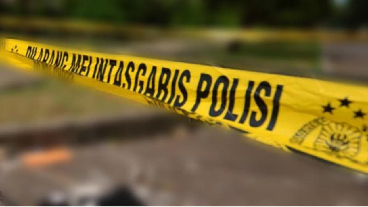 Wanita Tanpa Identitas Tewas di Pinggir Kali Ciliwung