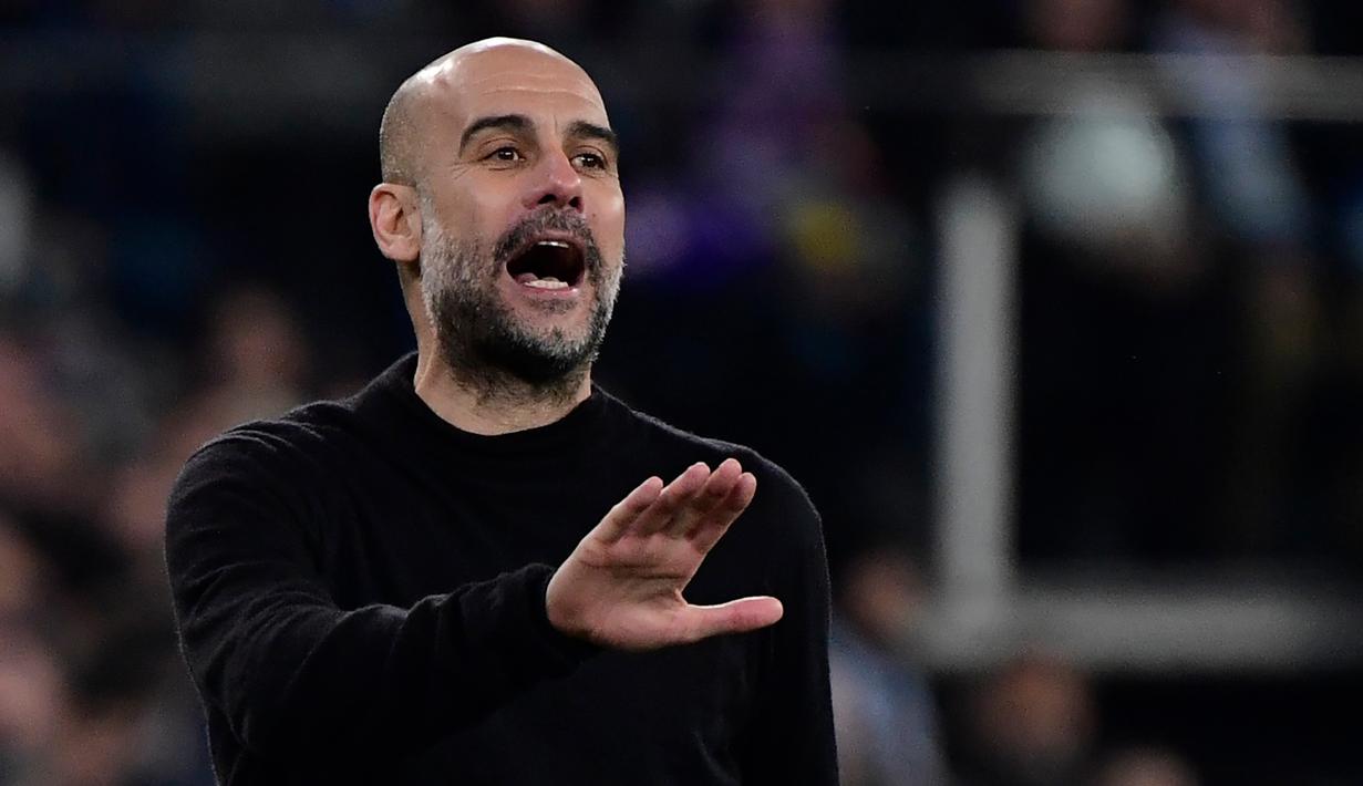 2. Pep Guardiola - Pep Guardiola merupakan salah satu pelatih hebat di dunia. Mengandalkan taktik tiki-taka, Guardiola berhasil mengantarkan Barcelona meraih 14 trofi juara. Ketika menjadi pemain di Barcelona, Guardiola juga sukses merengkuh 16 gelar juara. (AFP/Javier Soriano)