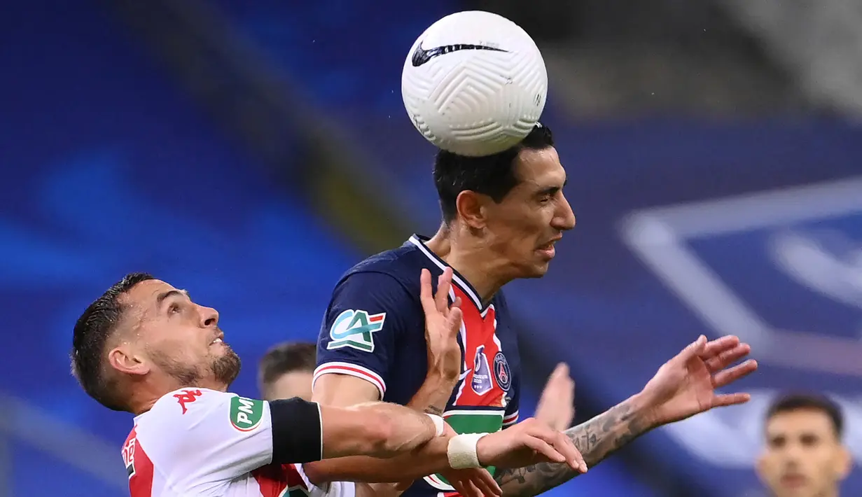 Angel Di Maria. Gelandang asal Argentina ini didepak pada awal musim 2014/2015. Ia hijrah ke manchester United dan hanya bertahan selama 1 musim. Awal 2015/2016 ia pindah ke Paris Saint-Germain dan bertahan 6 musim hingga kini. (AFP/Franck Fife)