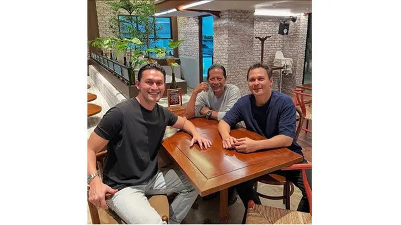 6 Potret Reuni Pemain Jinny Oh Jinny, Indra Bruggman, Ivan Ray, Yusuf Jaka Awet Muda