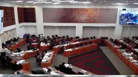 Rapat Hingga Larut Malam, RAPBN 2015 Akhirnya Disepakati