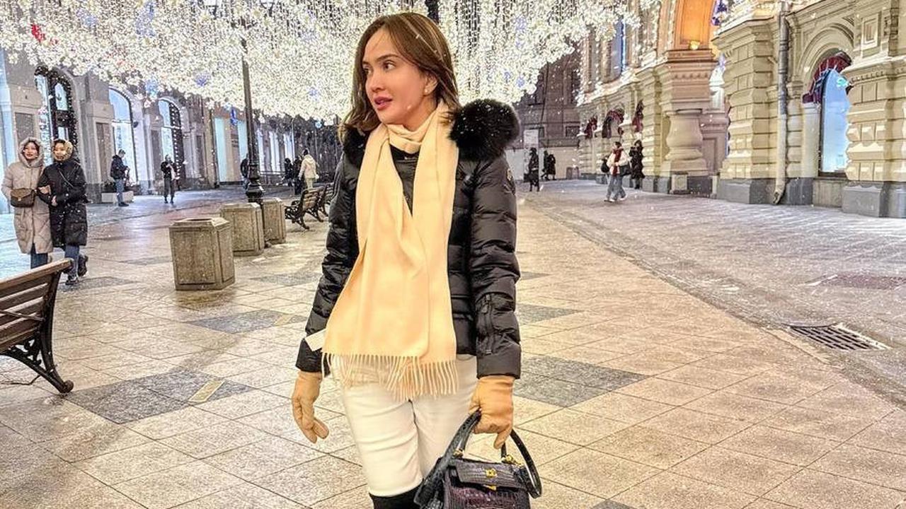 Gaya Kece Shandy Aulia Liburan Musim Dingin