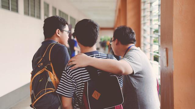 Ilustrasi hari terakhir di sekolah