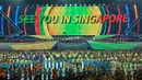 Ribuan penari menyemarakkan Upacara Penutupan SEA Games Ke-27 di Stadion Wunna Theikdi, Naypyitaw, Myanmar, Minggu (22/12/13) (Antara Foto/Prasetyo Utomo). 