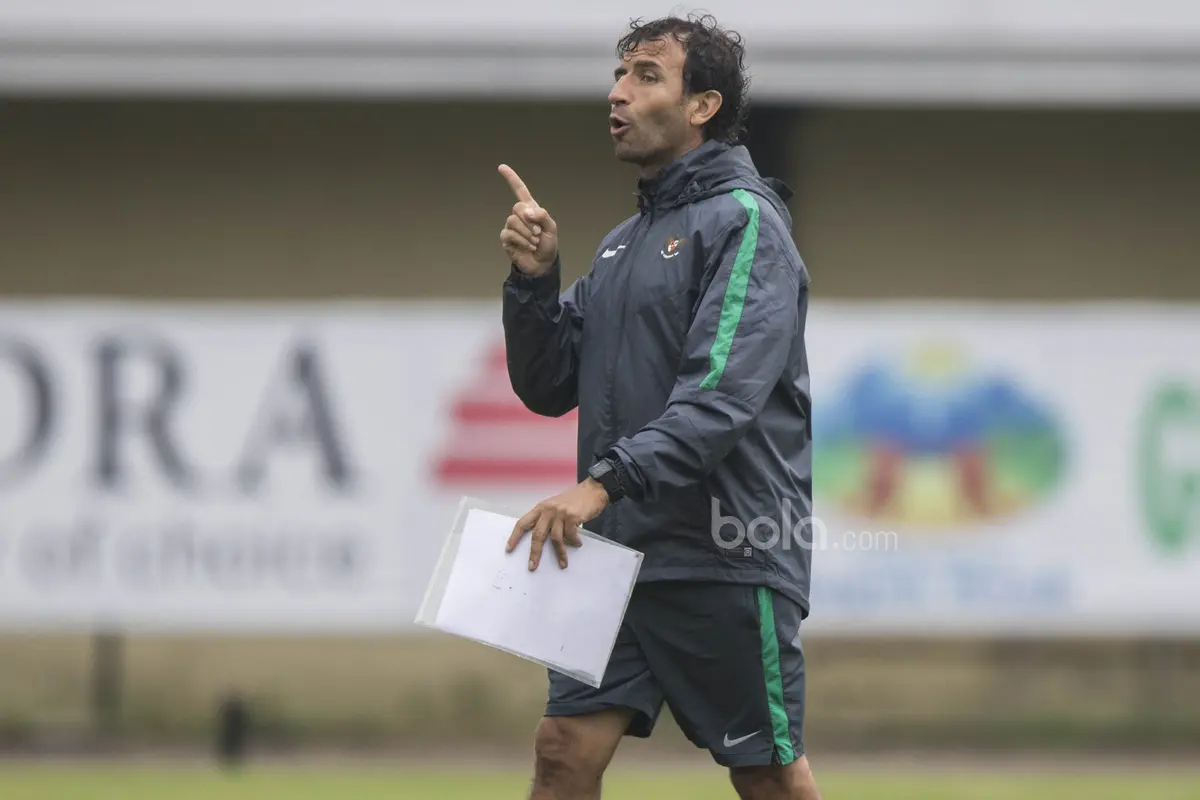 Timnas Indonesia U-22, Luis Milla