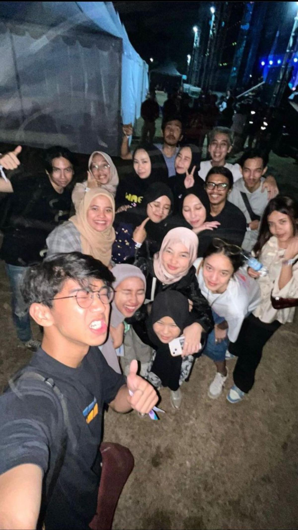Punya Banyak Teman dan Suka Ngumpul Bareng Teman