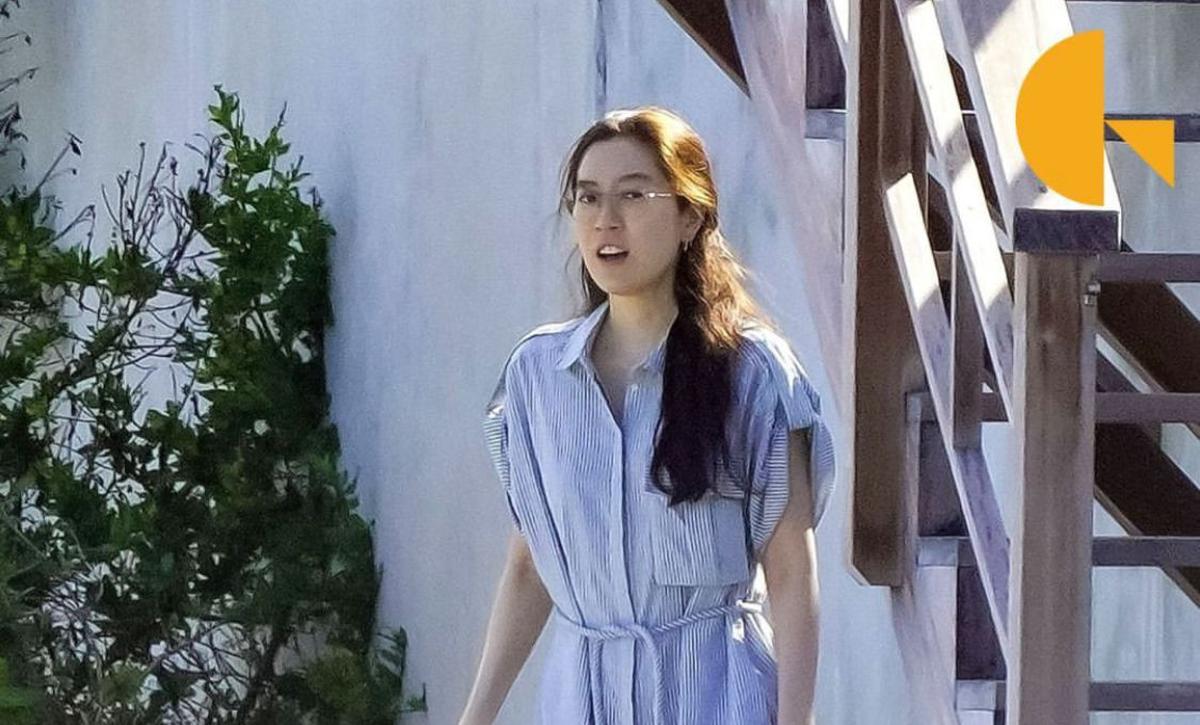Pasangan Terkenal Lee Jung-Jae dan Im Se Ryung Nikmati Momen Romantis di Pantai Karibia
