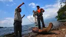 Dengan adanya ragam olahan ikan bilih, masyarakat sekitar Danau Singkarak juga mendapatkan peluang usaha baru dalam bidang kuliner. (Liputan6.com/Angga Yuniar)