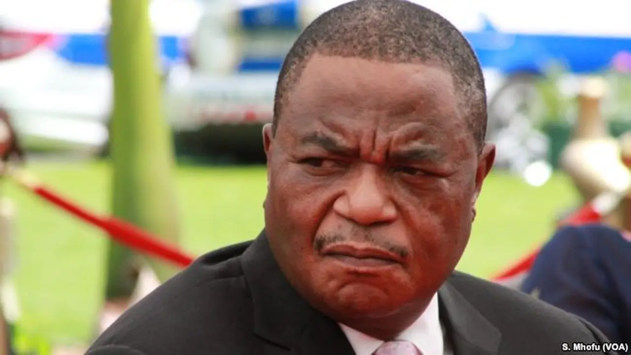 Jenderal (Purn.) Constantino Chiwenga menjelang dilantik sebagai Wakil Presiden Zimbabwe di Harare, Kamis (28/12) (Voice of America)