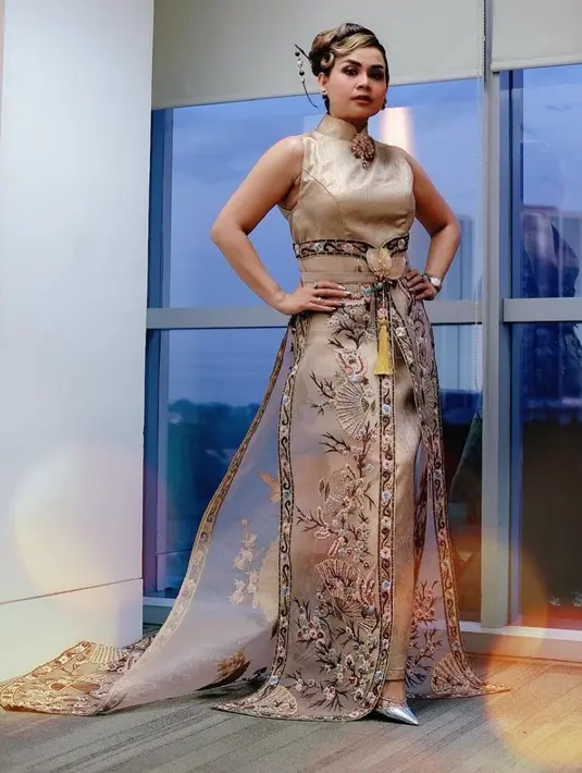 Menyadari mobilitasnya yang terbilang sering, Melaney pun rutin menjalankan swab tes. Tujuannya, selain bertanggung jawab terhadap diri sendiri juga untuk orang-orang sekitarnya. (Instagram/melaney_ricardo)