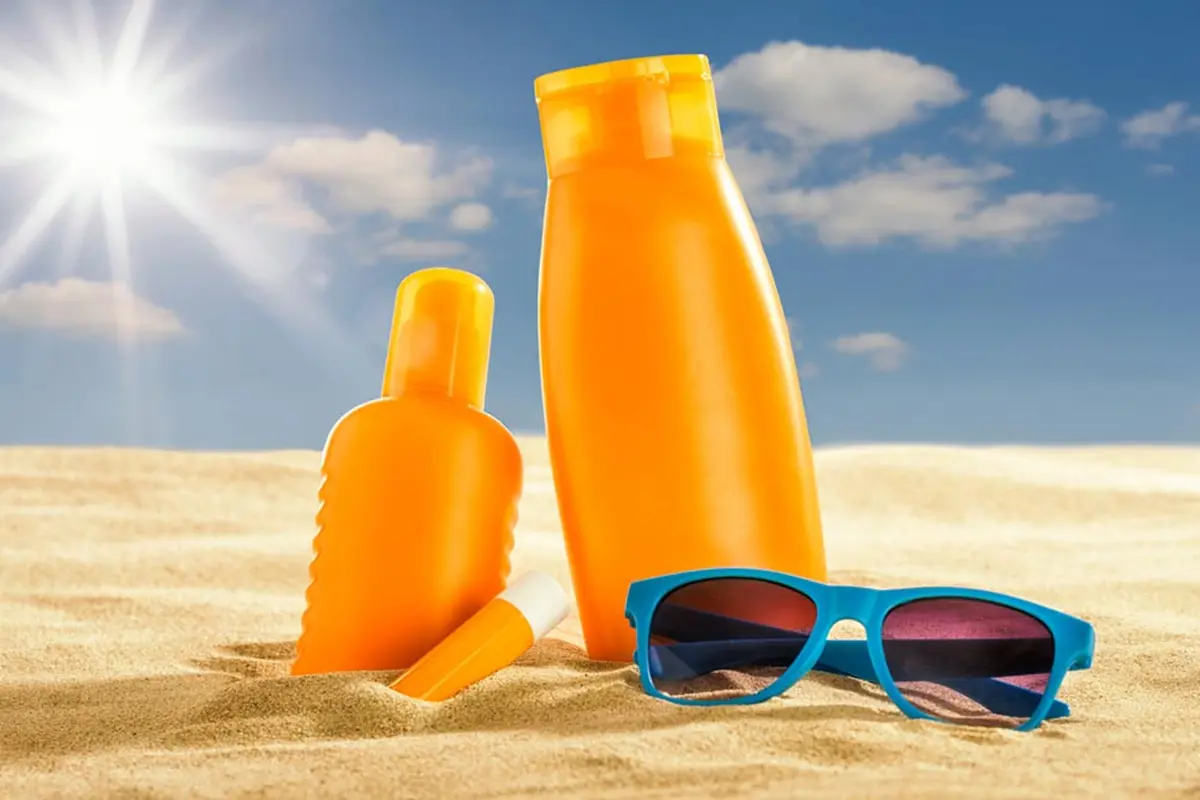 Sunblock dan Sunscreen, Apa Bedanya? (Zerbor/Shutterstock)