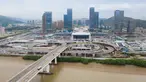 Foto dari udara pada 18 Agustus 2020 ini menunjukkan Pelabuhan Hengqin. Pelabuhan baru untuk memfasilitasi perjalanan antara Makau dan Zhuhai, Provinsi Guangdong, China selatan, ini resmi beroperasi pada Selasa (18/8). (Xinhua/Cheong Kam Ka)