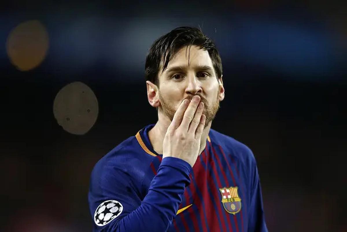 10 Pesepak Bola yang Kariernya Meroket Setelah Berganti Posisi: Berubah Dahsyat, Bak Terlahir Kembali