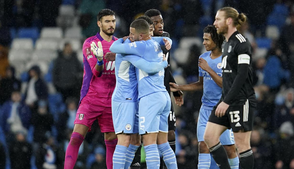 Hingga laga usai skor 4-1 untuk kemenangan Manchester City tetap bertahan. (AP/Jon Super)