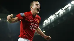 Bek legendaris Manchester United, Nemanja Vidic adalah salah satu bek terbaik di Liga Inggris pada masanya. Vidic bergabung dengan MU dari Spartak Moscow pada Januari 2006 dengan biaya £9,45 juta. Ia tercatat mampu memenangkan 77 dari 100 penampilan pertamanya di Liga Inggris. (AFP/Ian Kington)