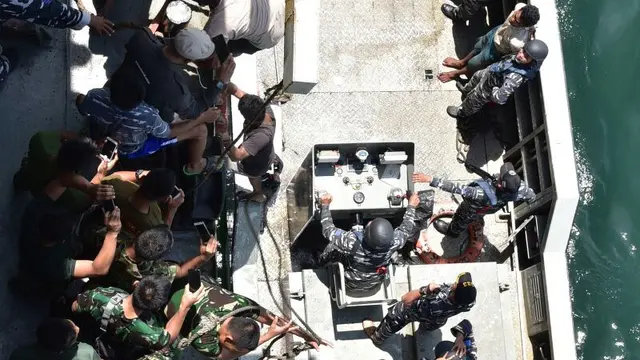 KRI Teluk Bintuni 520 Gagalkan Upaya Perompakan di Selat Berhala