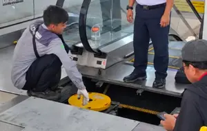 2 Pengguna Eskalator Stasiun Duri Masih Dirawat, KAI Tanggung Biaya
