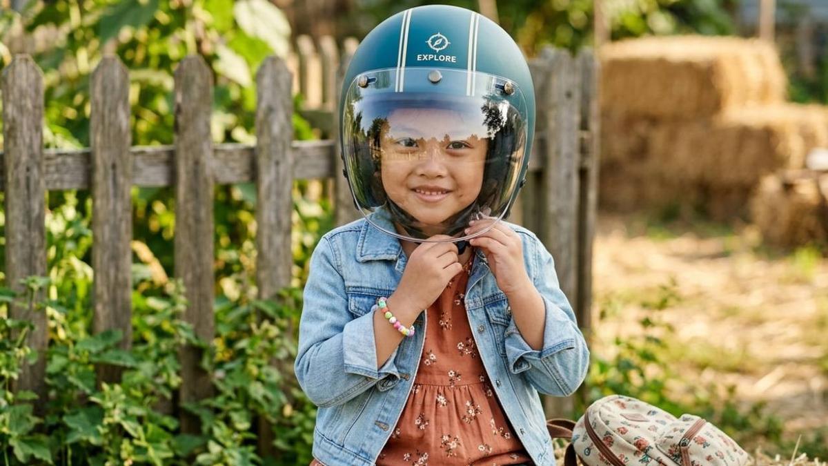 Pilihan Helm Motor Anak Terbaik agar Berkendara Bersama Si Kecil Lebih Aman