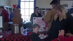 festival coklat "Chocolate Lovers Festival" yang diadakan sekitar seminggu sebelum hari Valentine di kota Fairfax, Virginia.